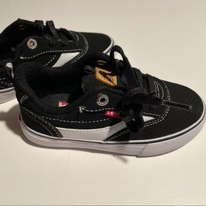 LEVI’S SNEAKERS | TODDLER SIZE 9